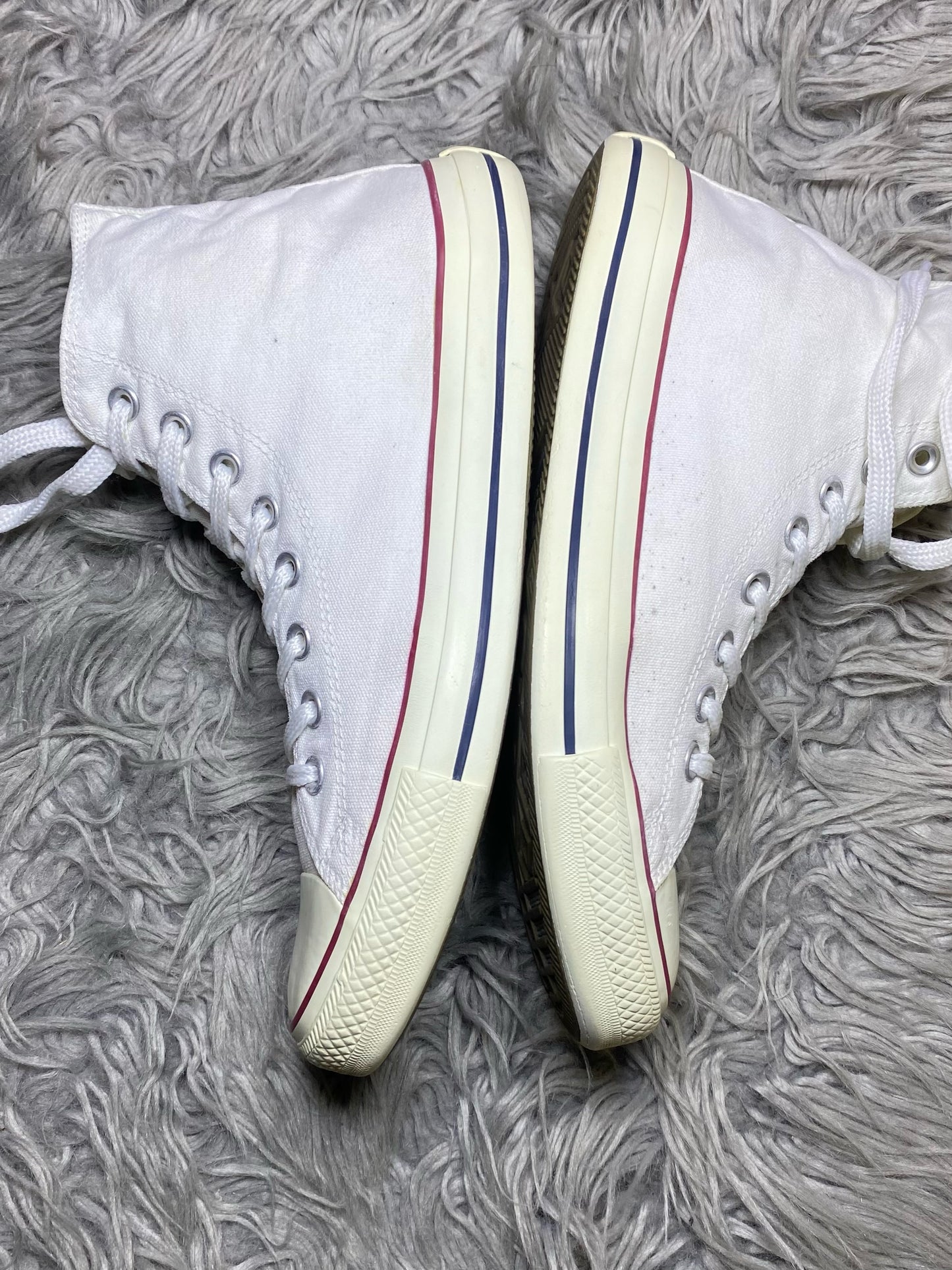 Converse High Top (42)