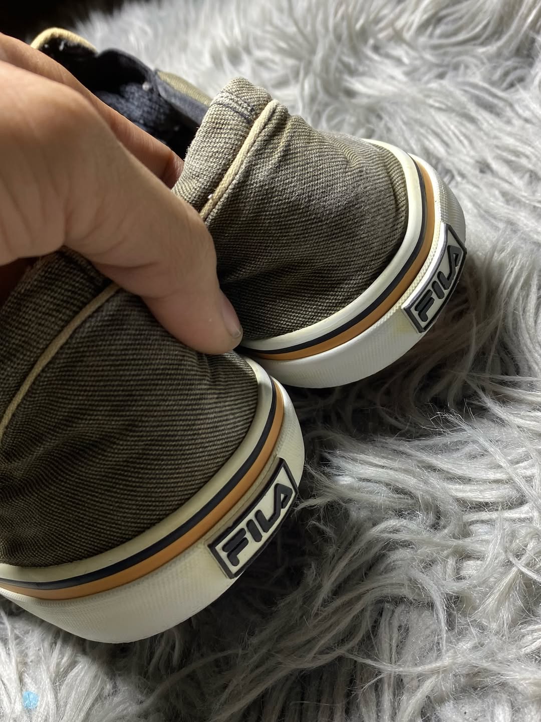 (FILA) Shoe Size (45)