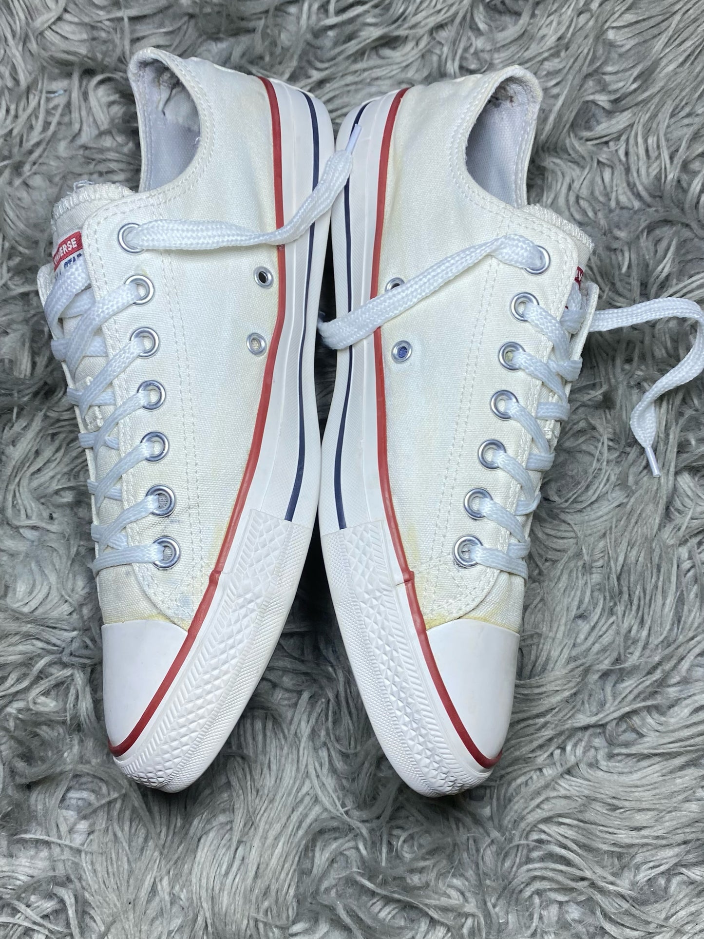 Converse Low Top (42.5)