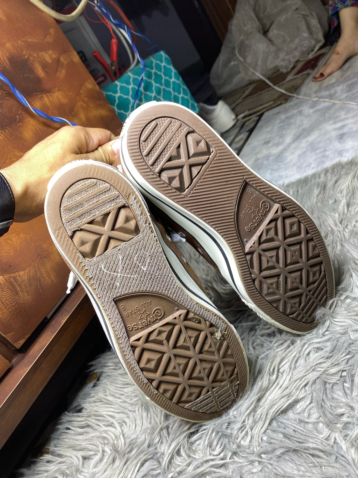 Converse High Top (41.5)