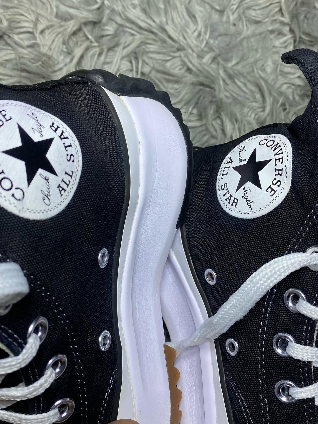 Converse High Top (38.5)