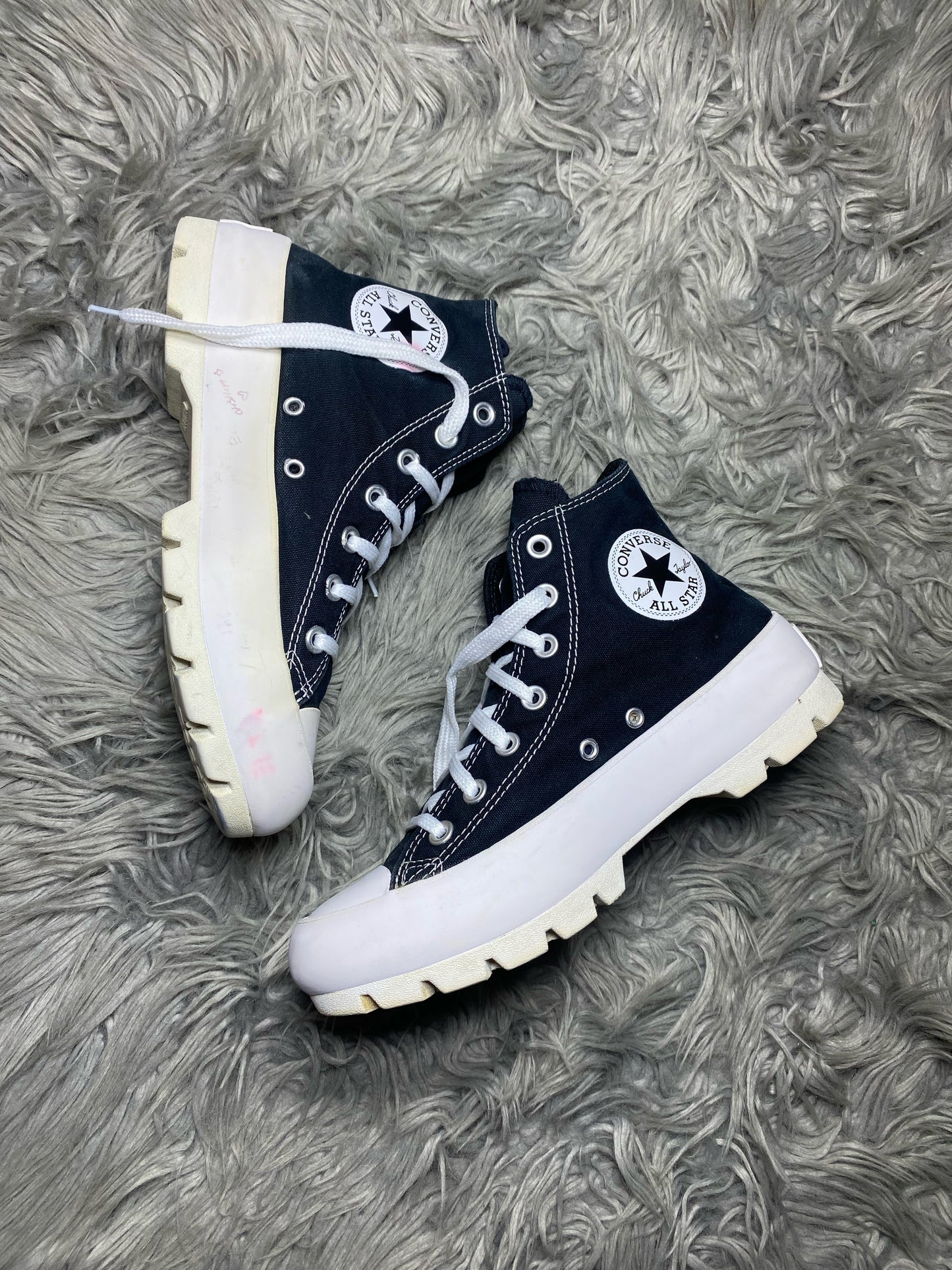 Converse High Top (39)