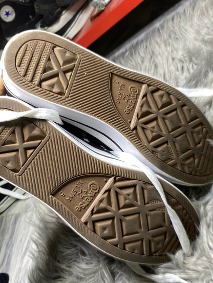 Converse Low Top (39)