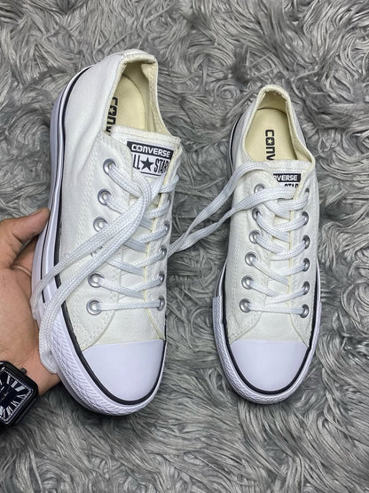 Converse Low Top (37.5)
