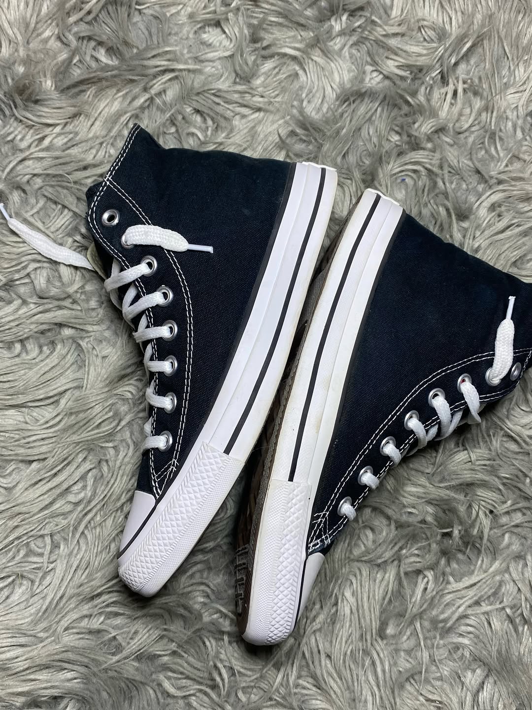 Converse High Top Size 40 RESTOCK