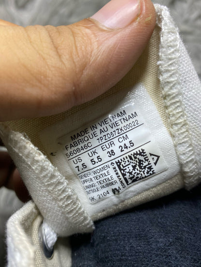 Converse High Top (38)