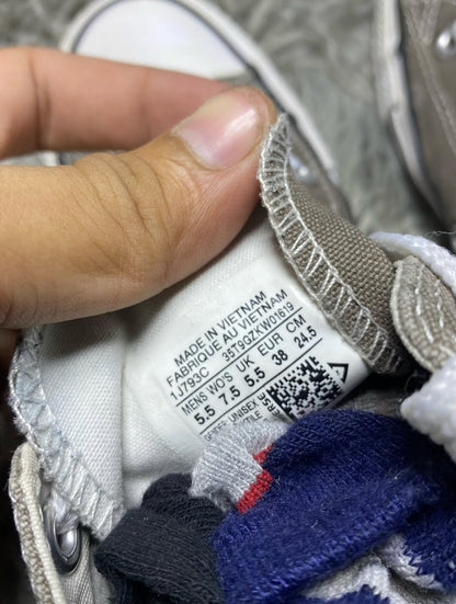Converse High Top (38)