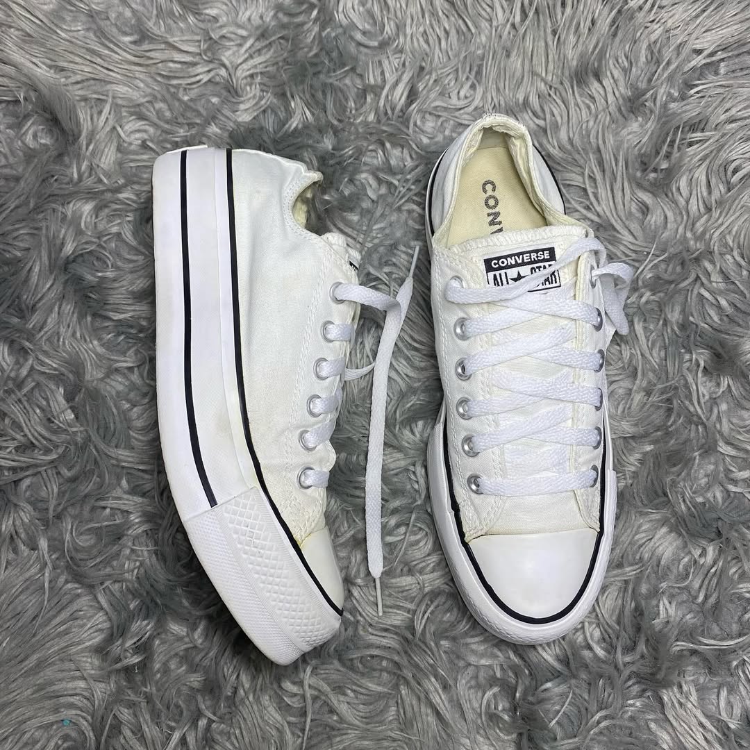 Converse Low Top (39)