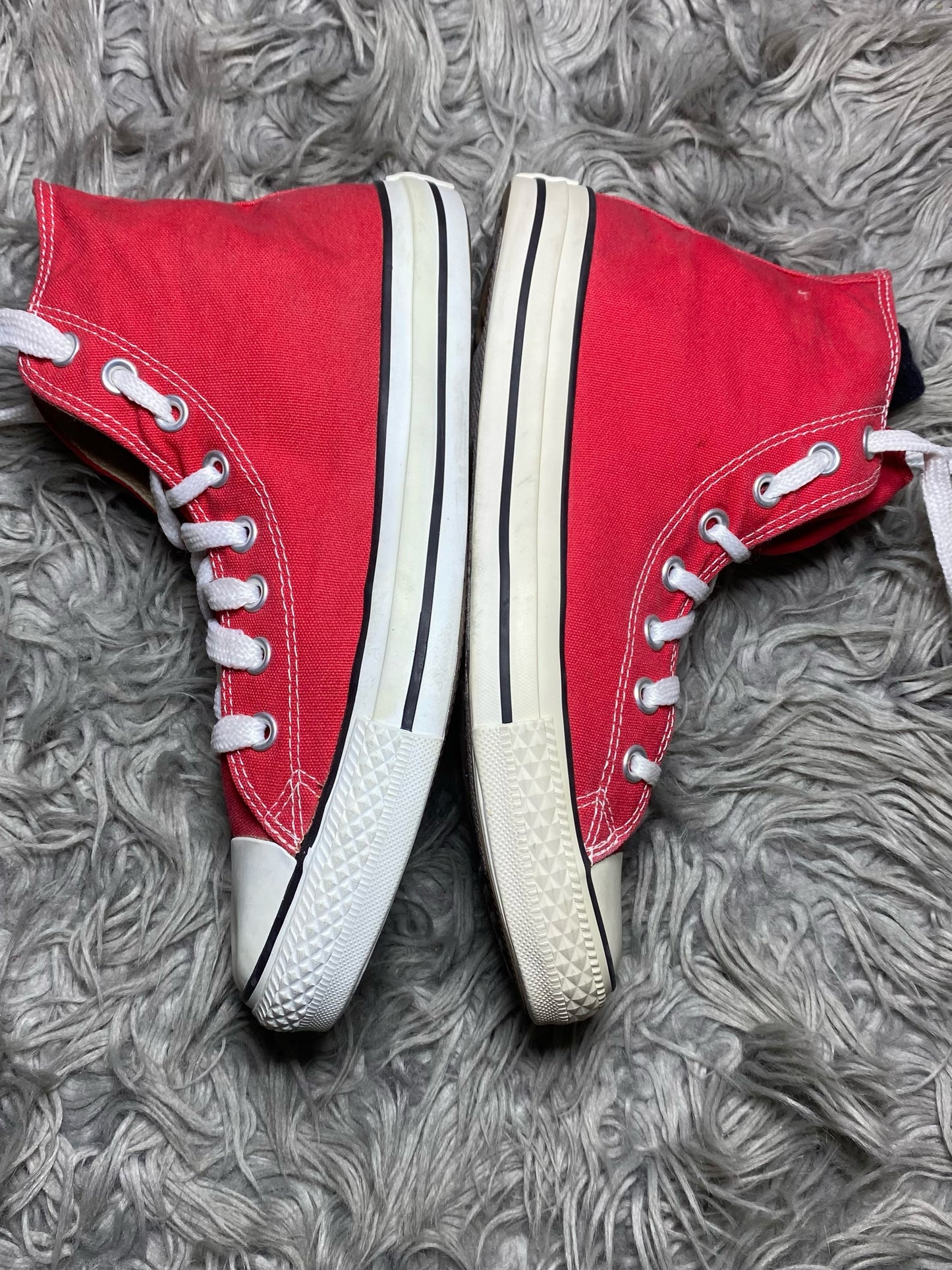 Converse High Top (41.5)