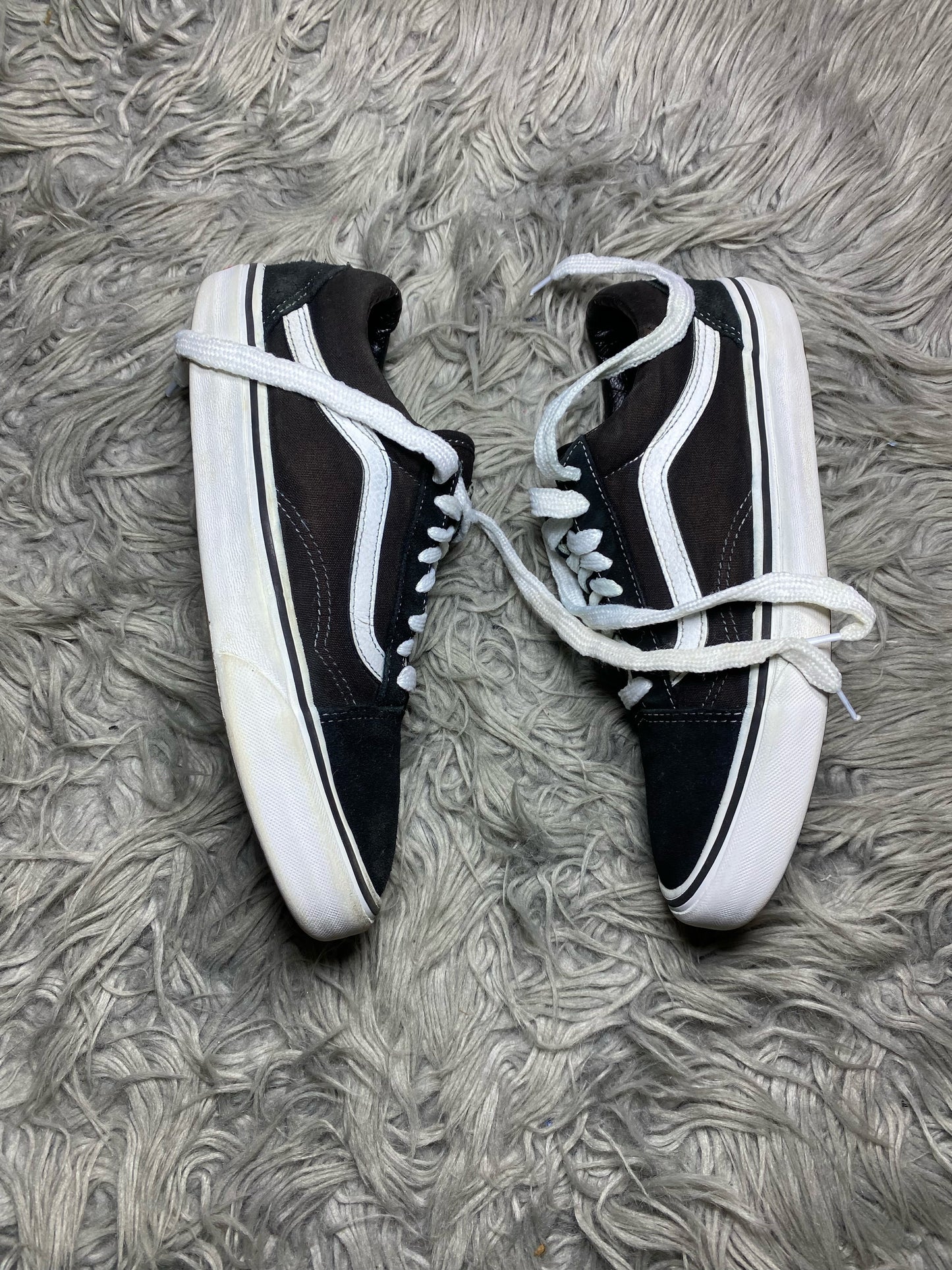 Vans Low Top (40)