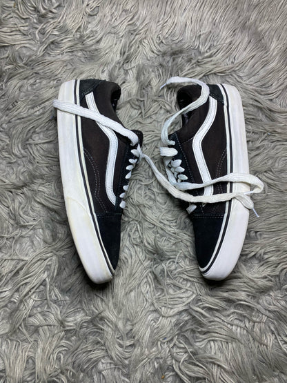 Vans Low Top (40)