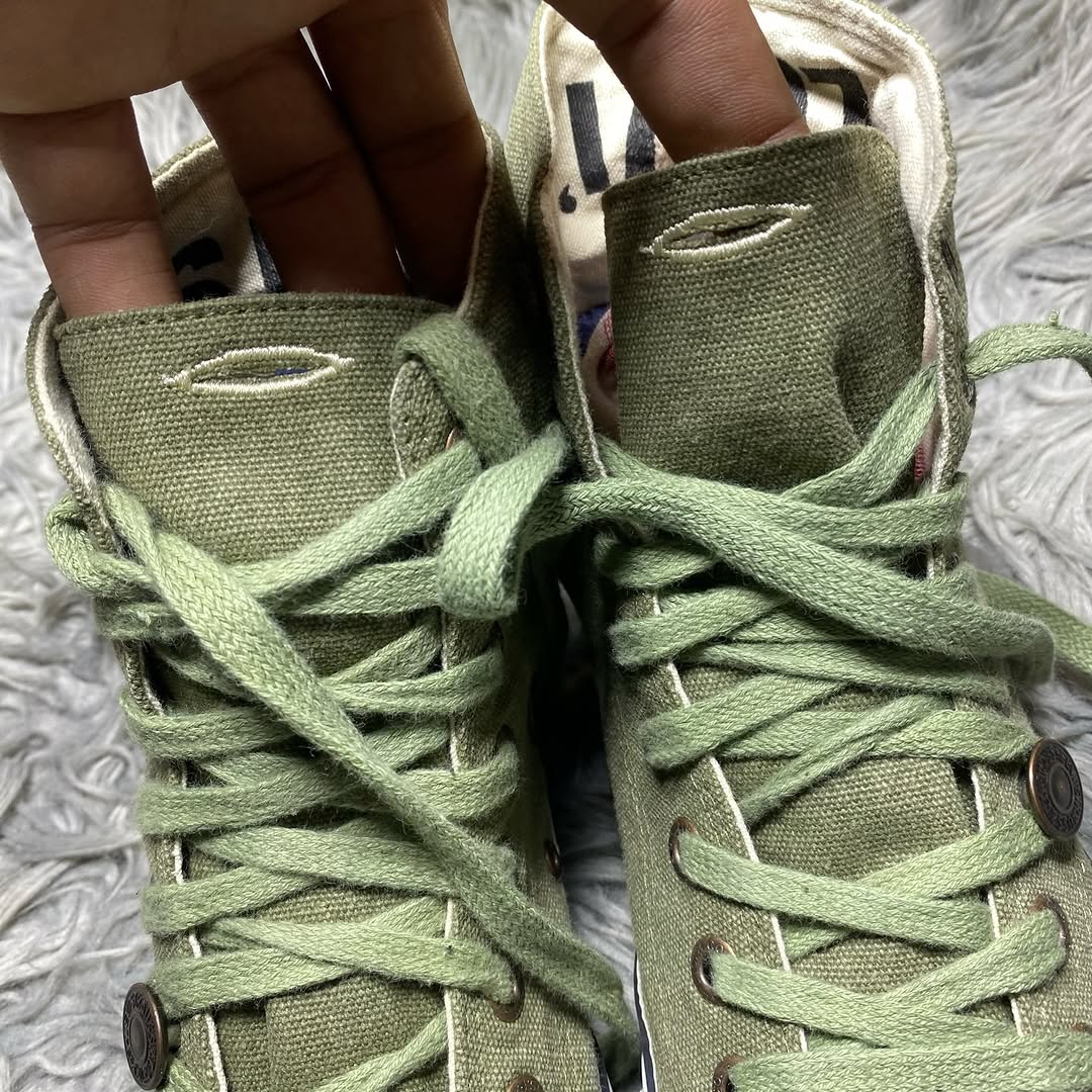 Levi,s High Top (39.5)