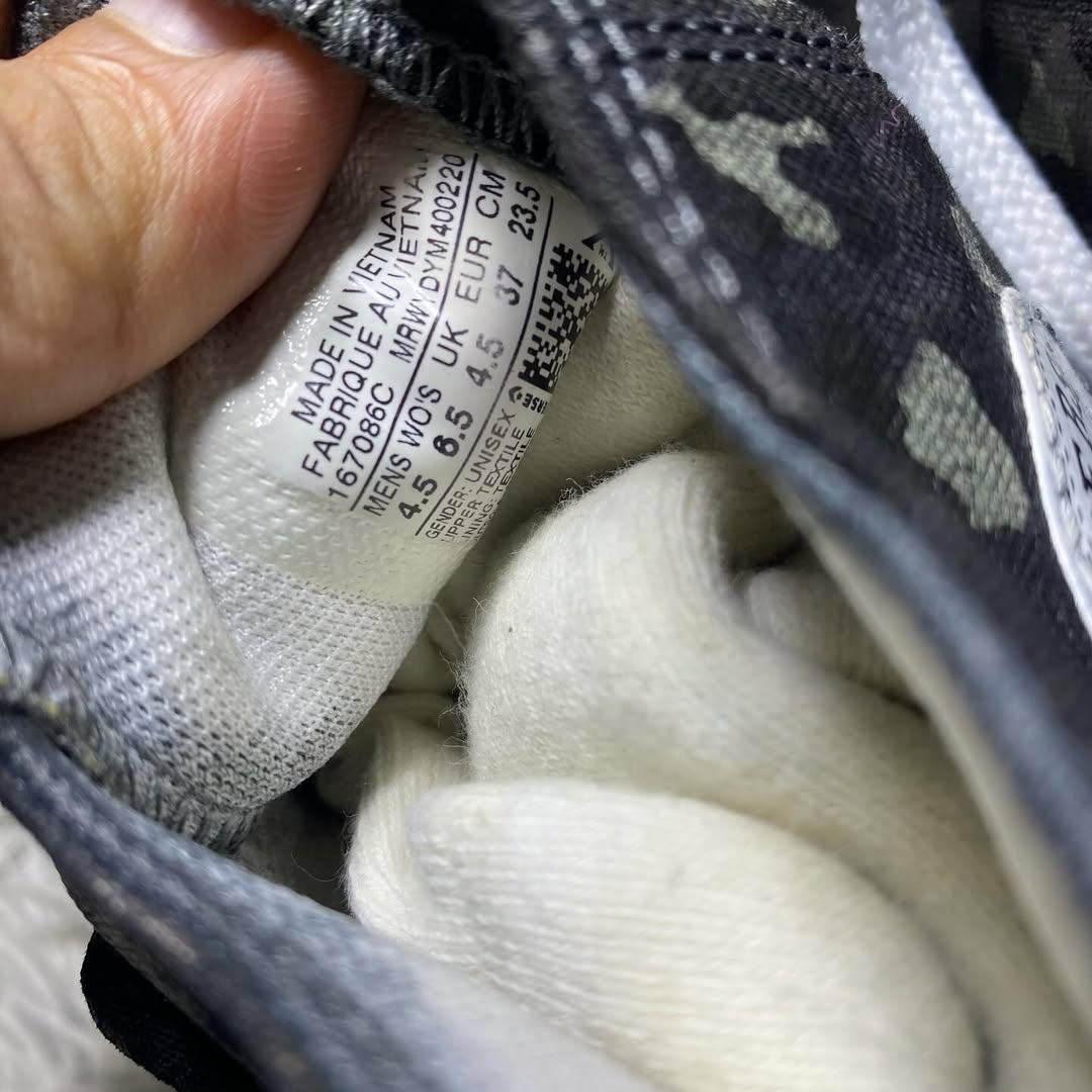 Converse High Top (37)