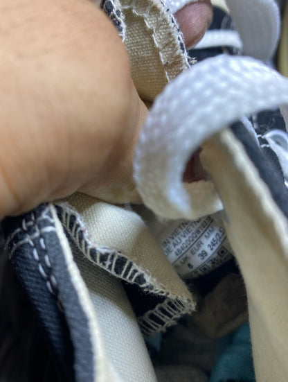 Converse High Top (39)