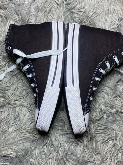 Converse High Top (38.5)