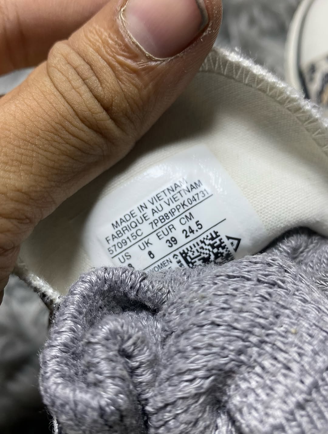 Converse High Top (39)