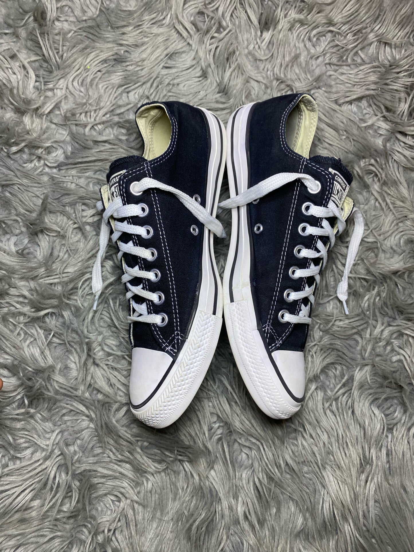 Converse Low Top (42.5)