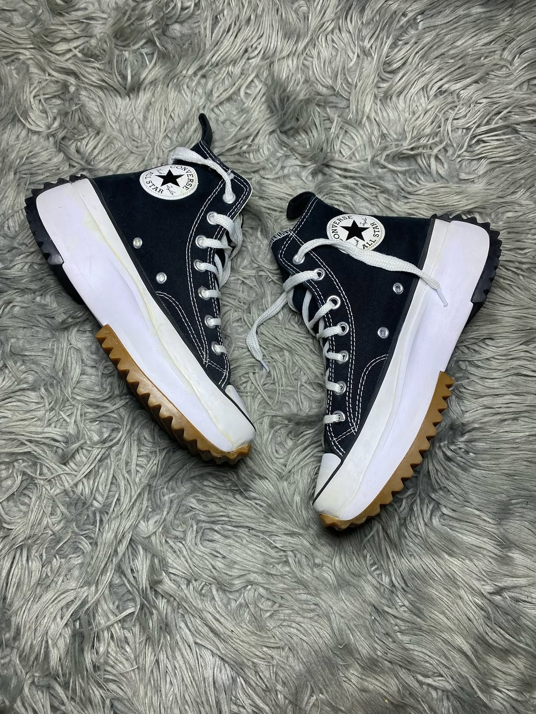 Converse High Top (38.5)