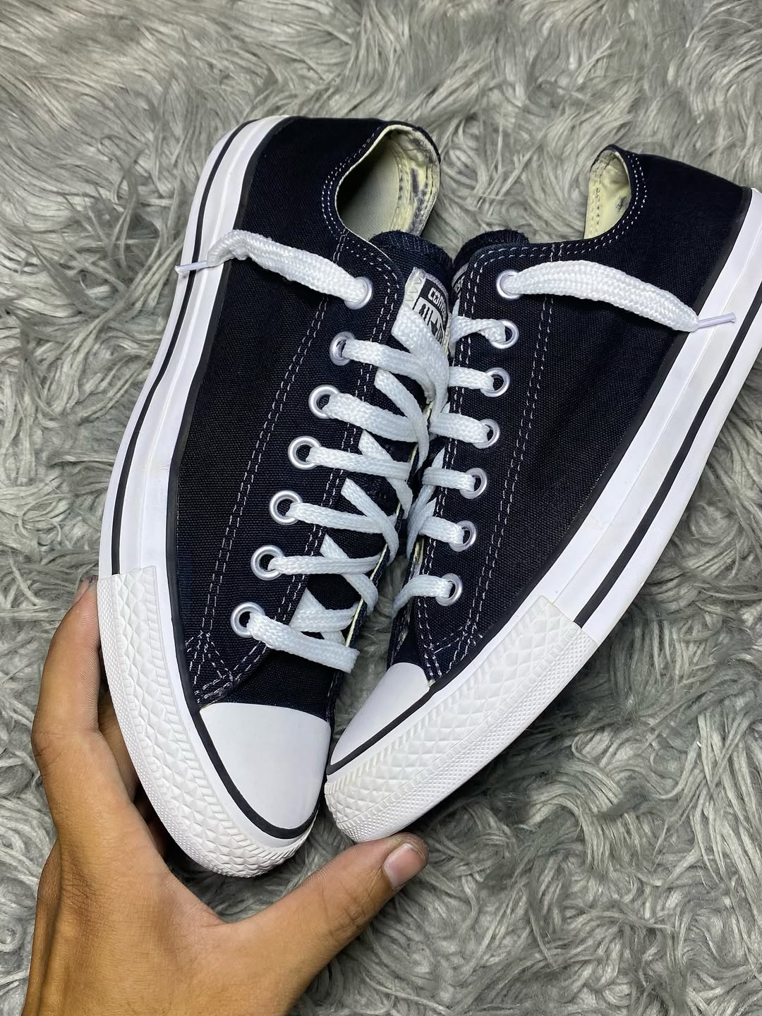 Converse Low Top (42)