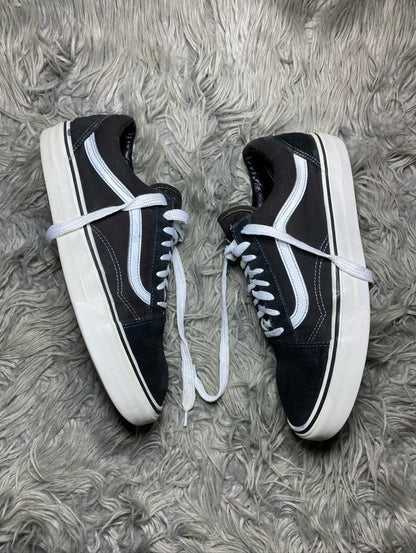 Vans Low Top (44.5)