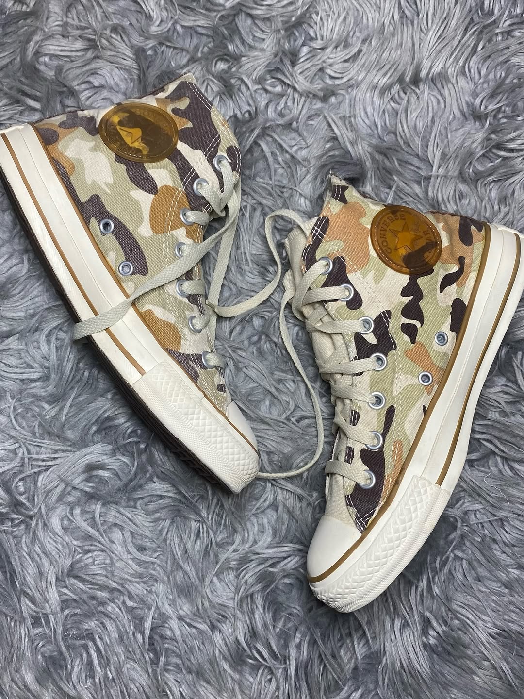 Converse High Top (39)