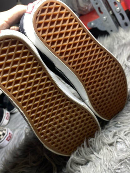 Vans Low Top (44.5)