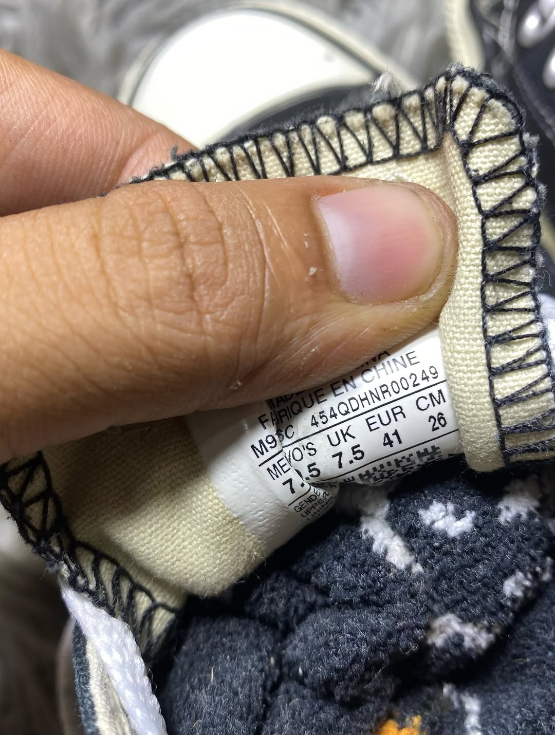 Converse Low Top (41)