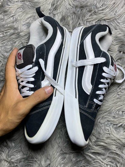 Vans Low Top (40)