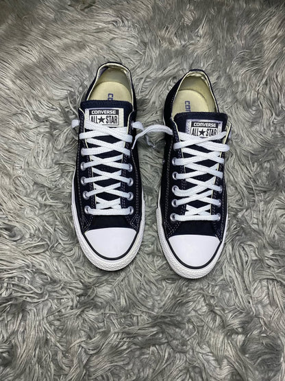 Converse Low Top (42)