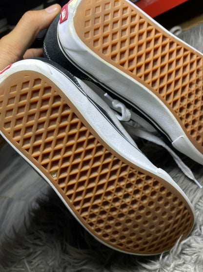 Vans Low Top (40)