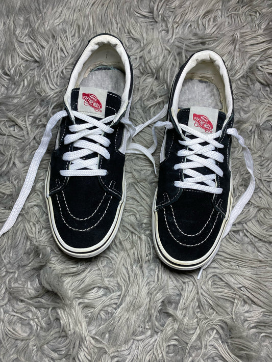 Vans Low Top (40)