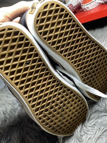 Vans Low Top (42)