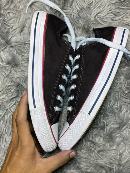 Converse Low Top (41.5)