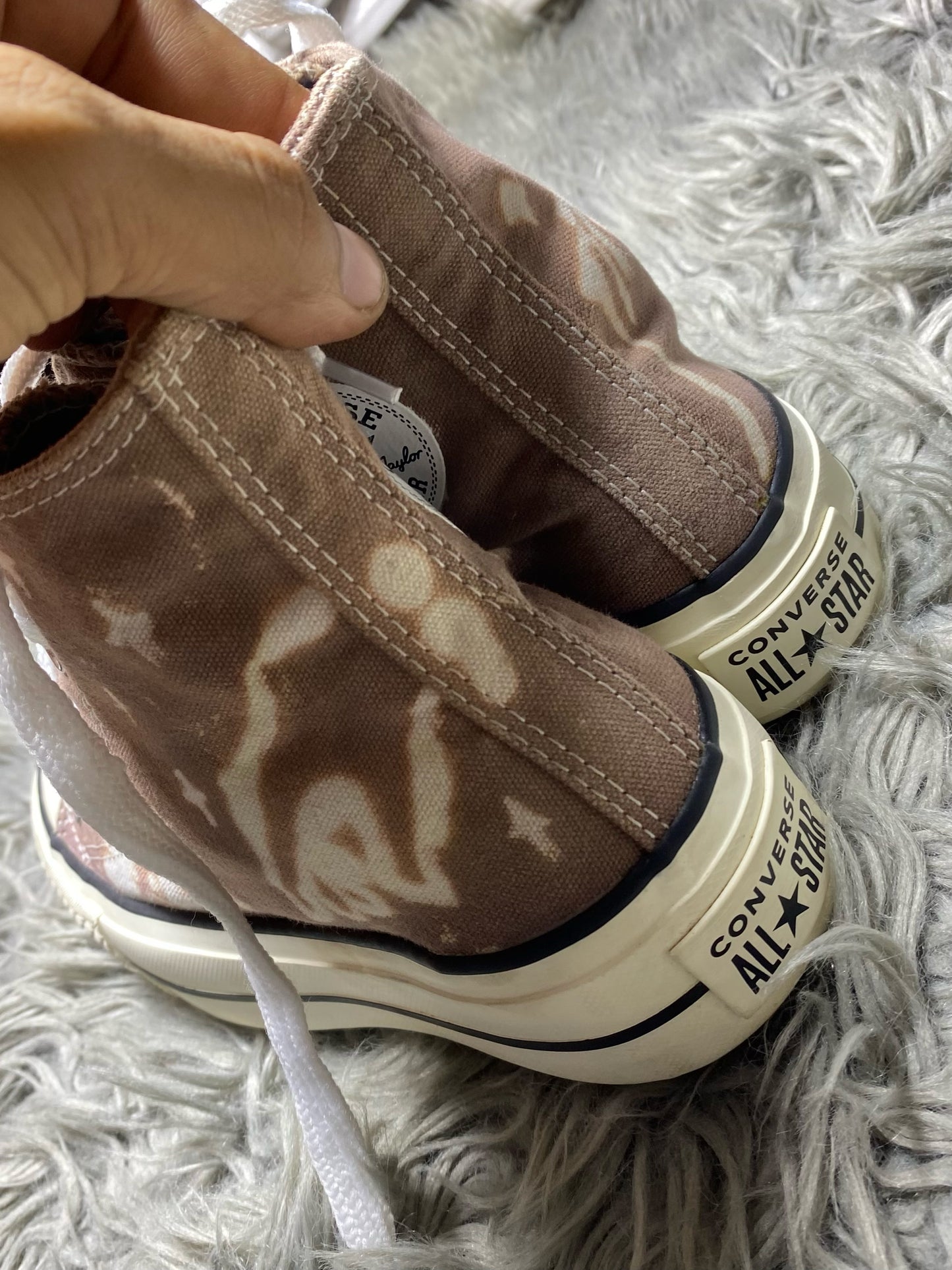 Converse High Top (36.5)