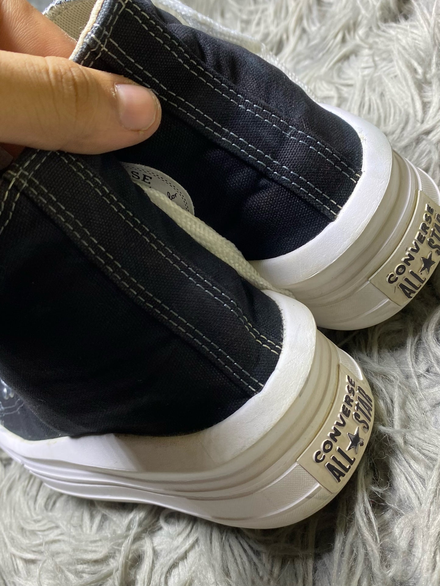 Converse High Top (36.5)