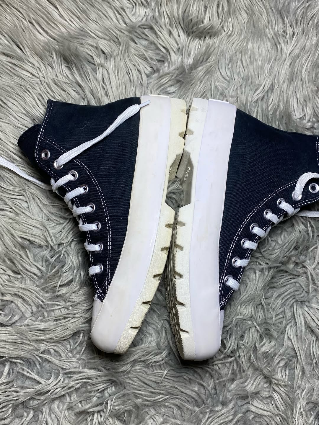 Converse High Top (40)