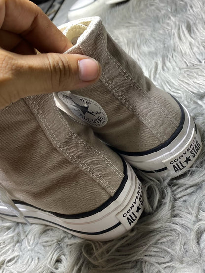 Converse High Top (39)