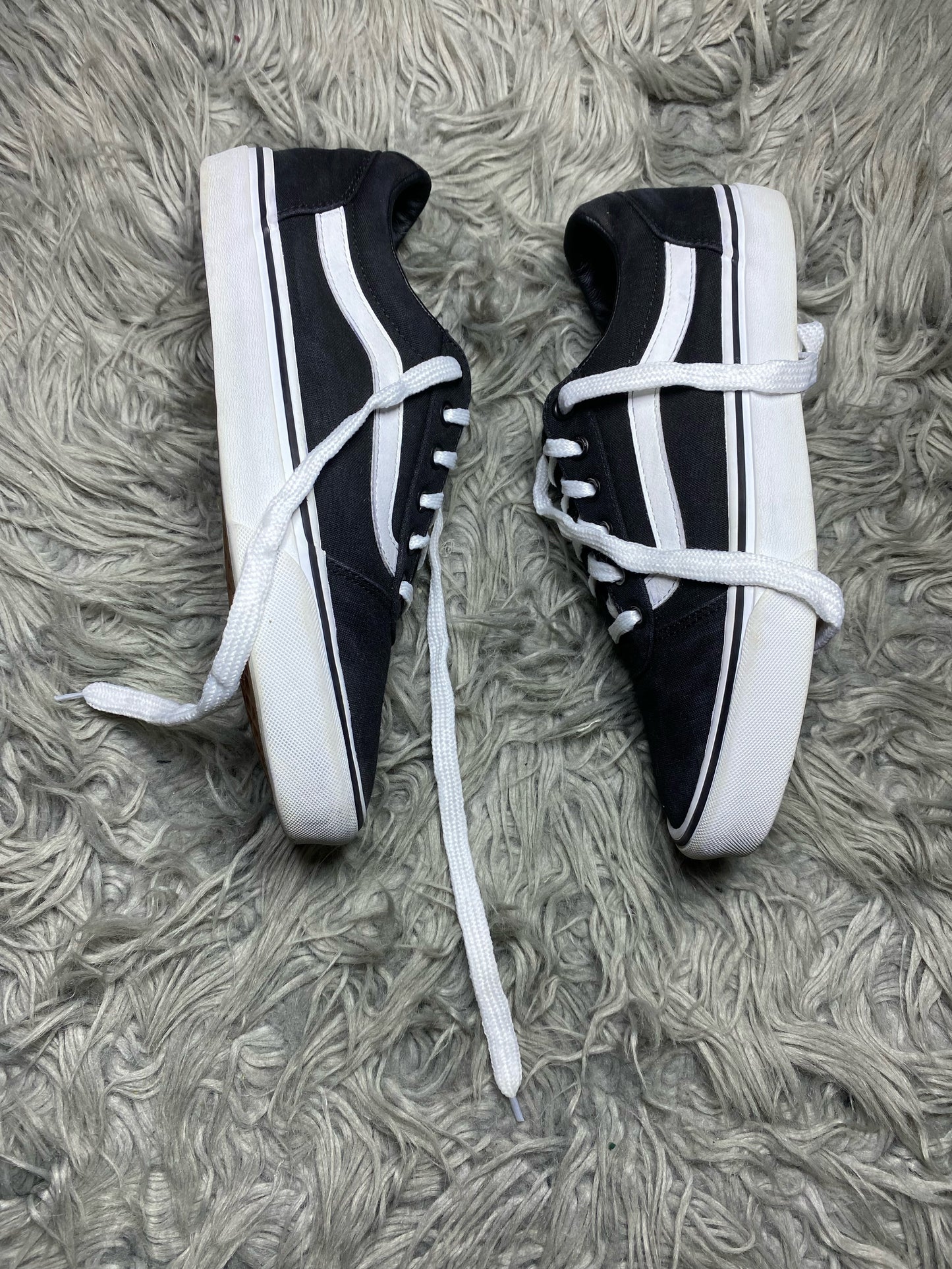 Vans Low Top (40.5)