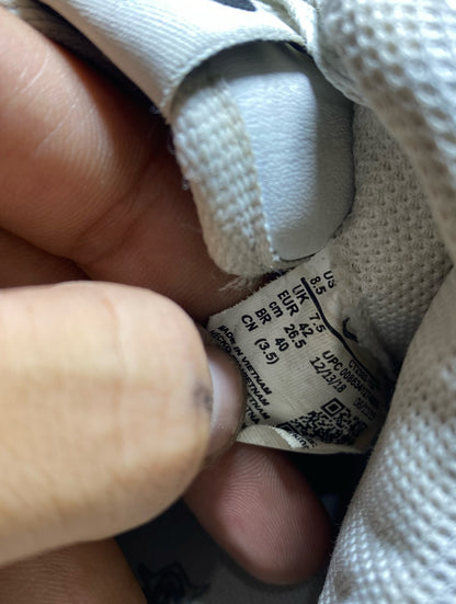 Nike Shoes Size (42)