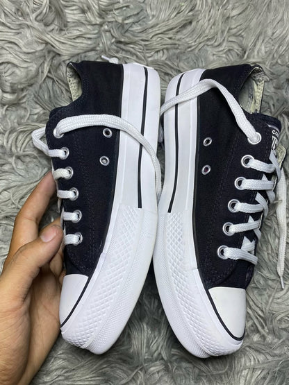 Converse Low Top (38)