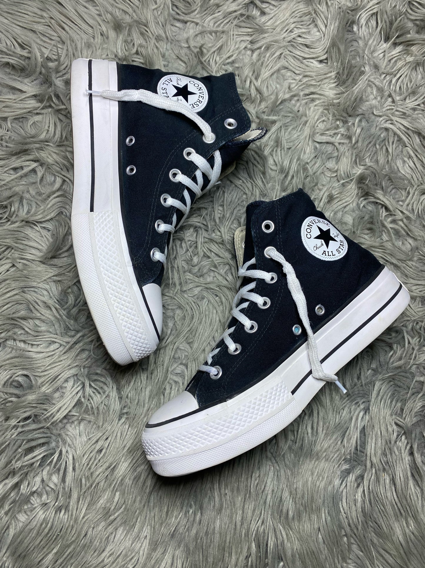 Converse High Top (39)