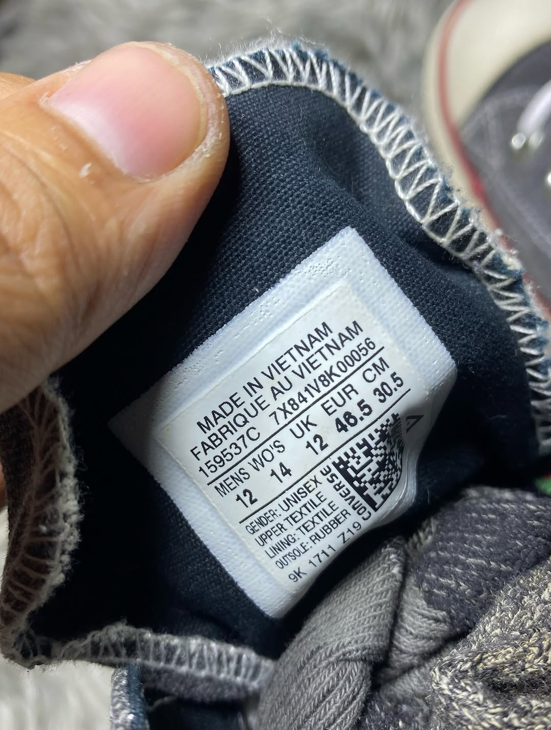 Converse High Top (46.5)