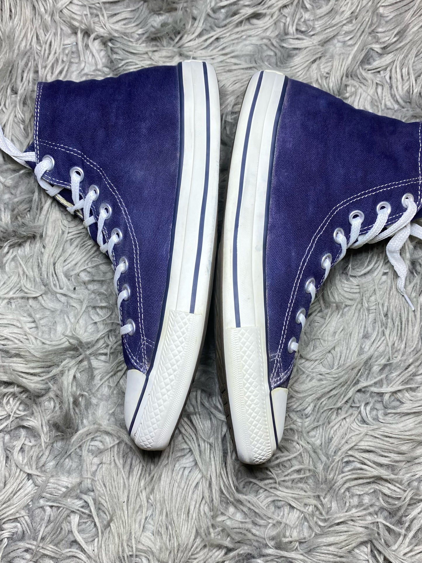 Converse High Top (42.5)