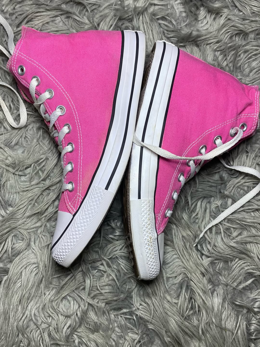 Converse High Top (42.5)