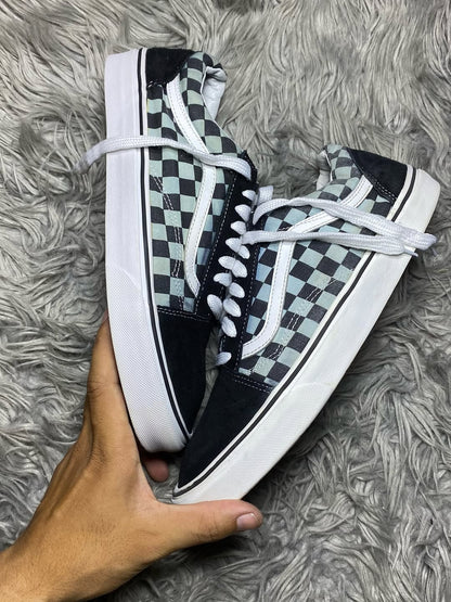Vans Low Top (44.5)