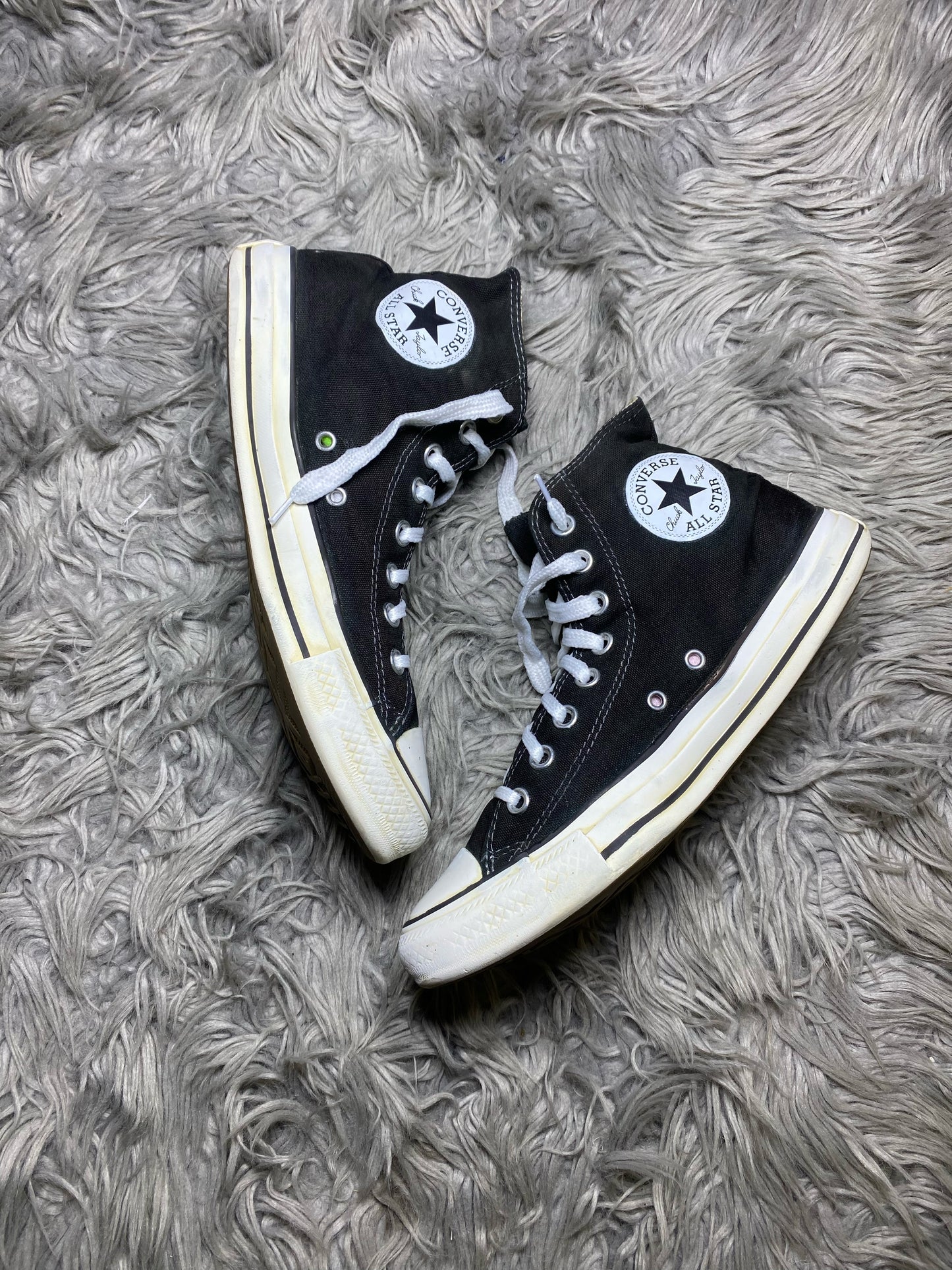Converse High Top (40.5)