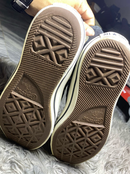Converse High Top (42)