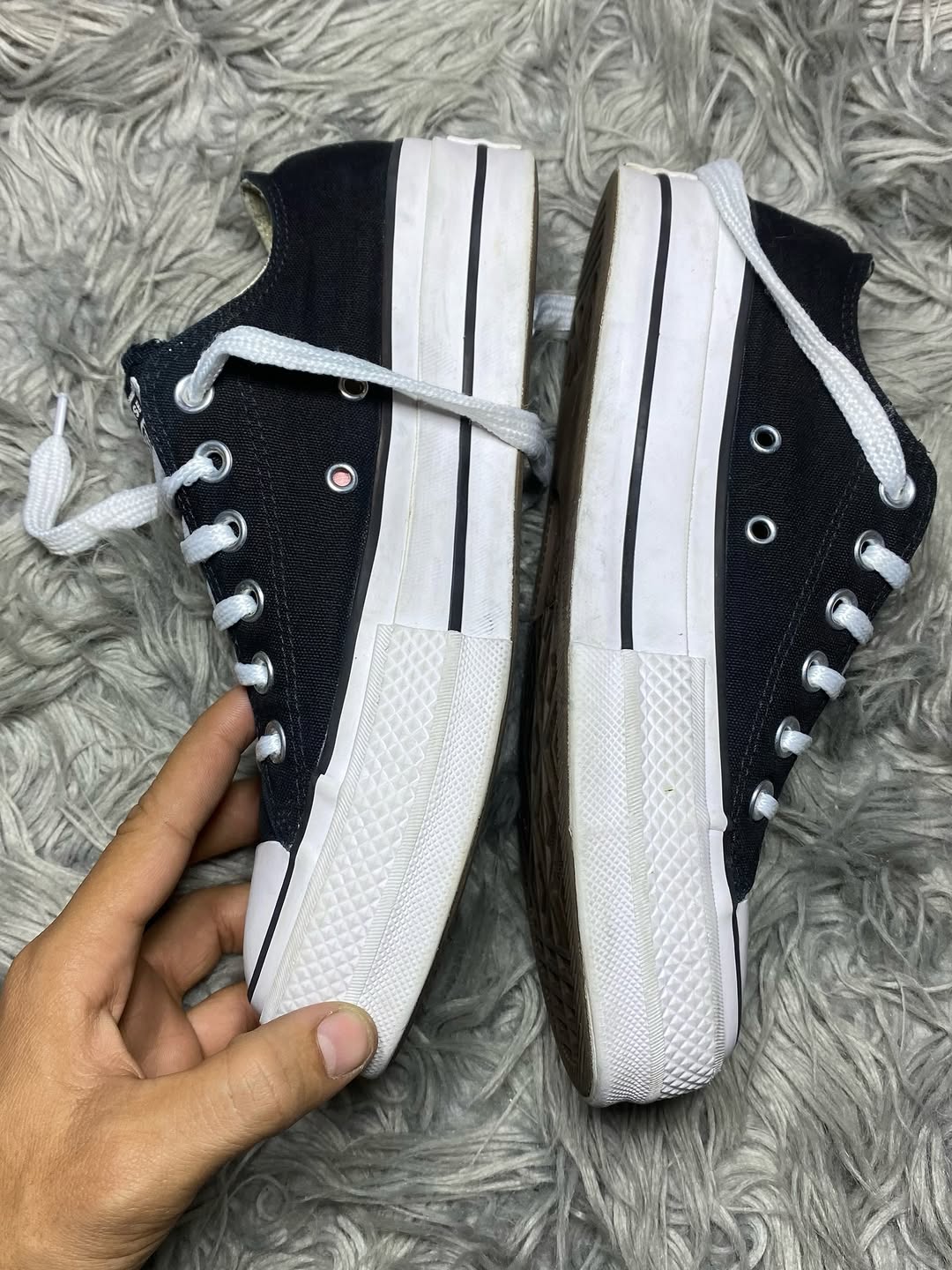 Converse Low Top (38)