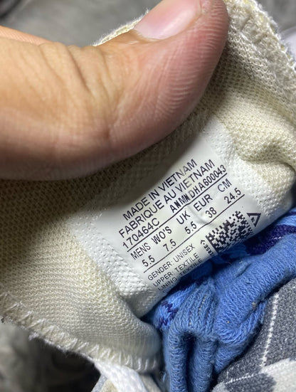 Converse High Top (38)
