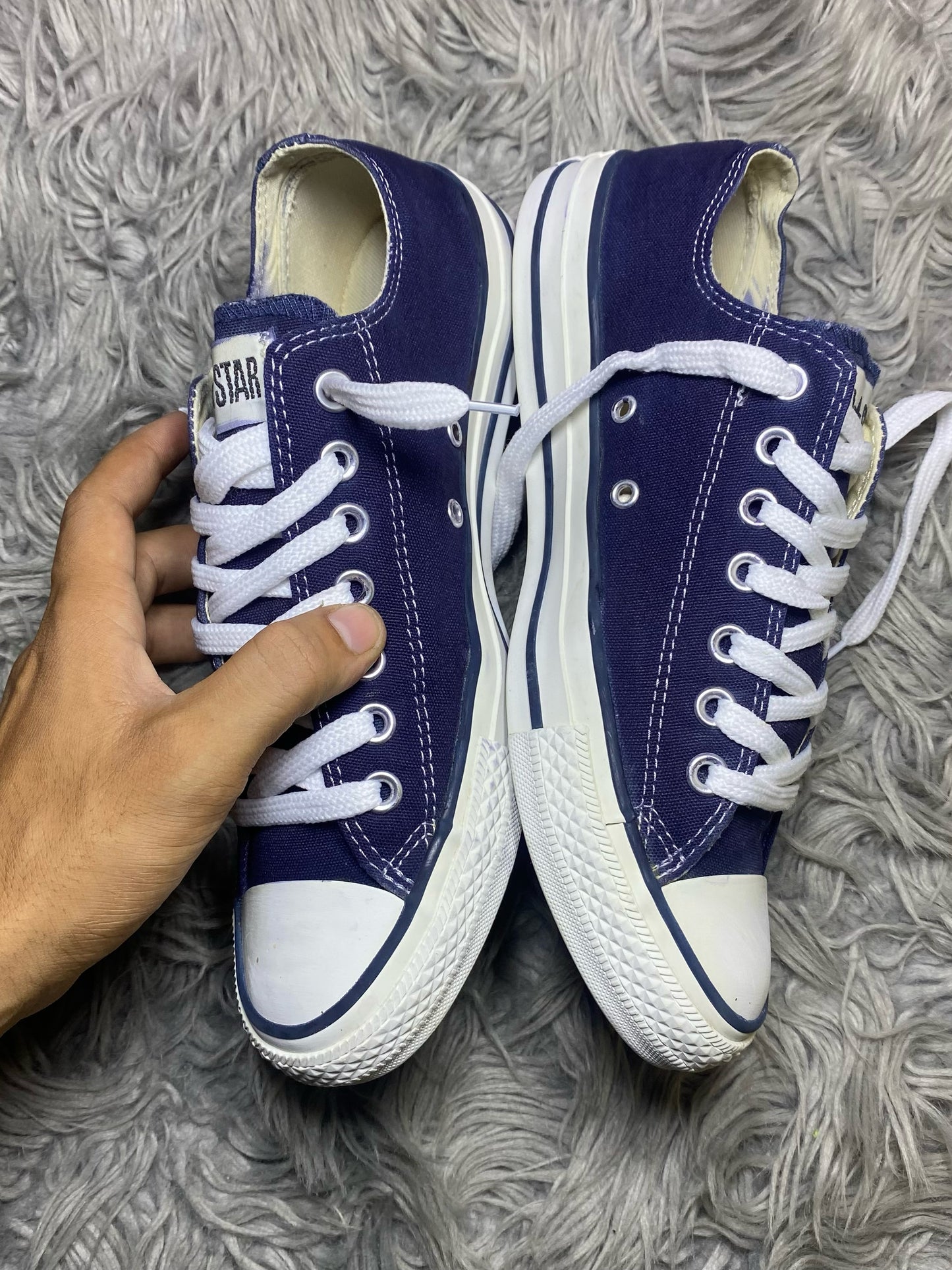 Converse Low Top (42)
